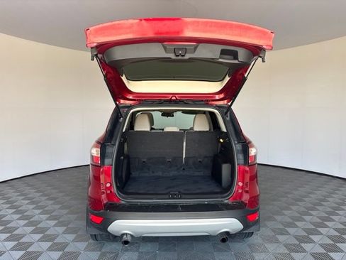 Used 2017 Ford Escape SE AWD/4WD image 22