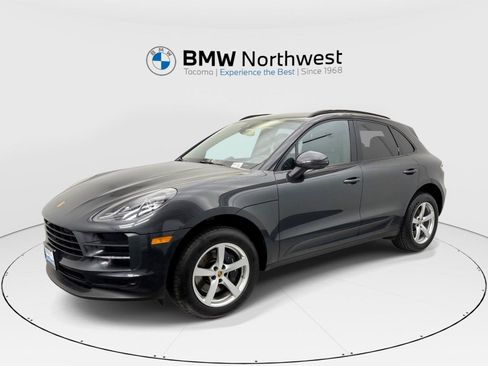 Used 2021 Porsche Macan w/ Premium Package AWD/4WD image 1