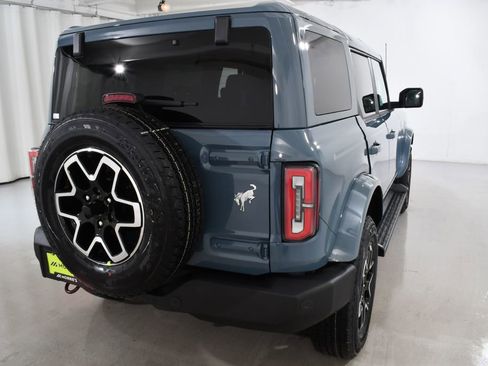 New 2025 Ford Bronco Outer Banks AWD/4WD image 12