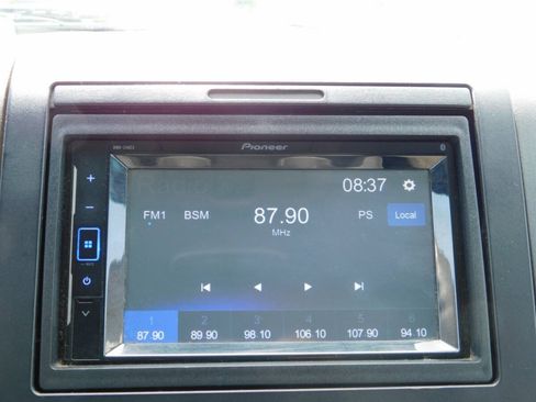Used 2005 Ford F150 XLT RWD image 11