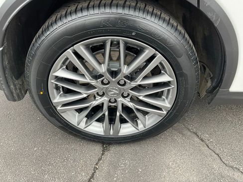 Used 2022 Acura MDX SH-AWD w/ Advance Package image 8