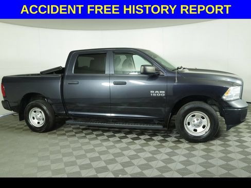 Used 2017 RAM 1500 Tradesman w/ Popular Equipment Group AWD/4WD image 2