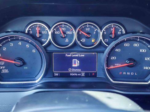 Used 2019 Chevrolet Silverado 1500 LT Trail Boss w/ Convenience Package image 12