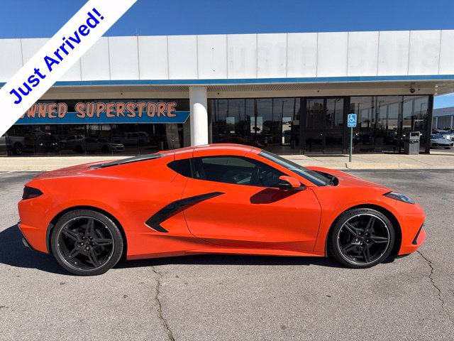 Used 2021 Chevrolet Corvette Stingray Preferred Cpe w/ Battery Protection Package RWD image 2