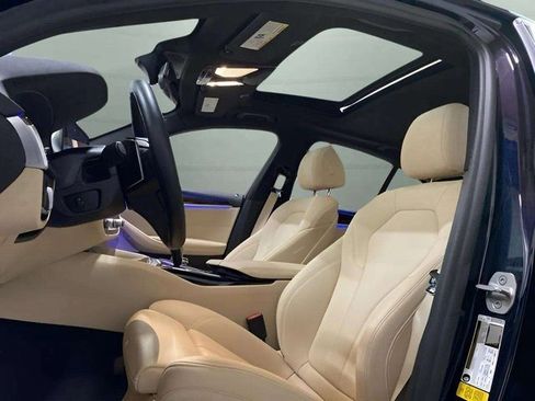 Used 2020 BMW 530i w/ Convenience Package image 27
