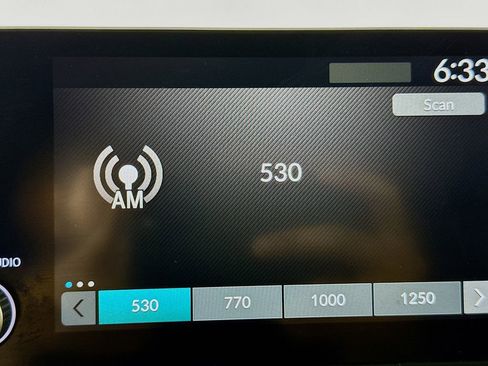 Used 2023 Honda Civic Sport image 14