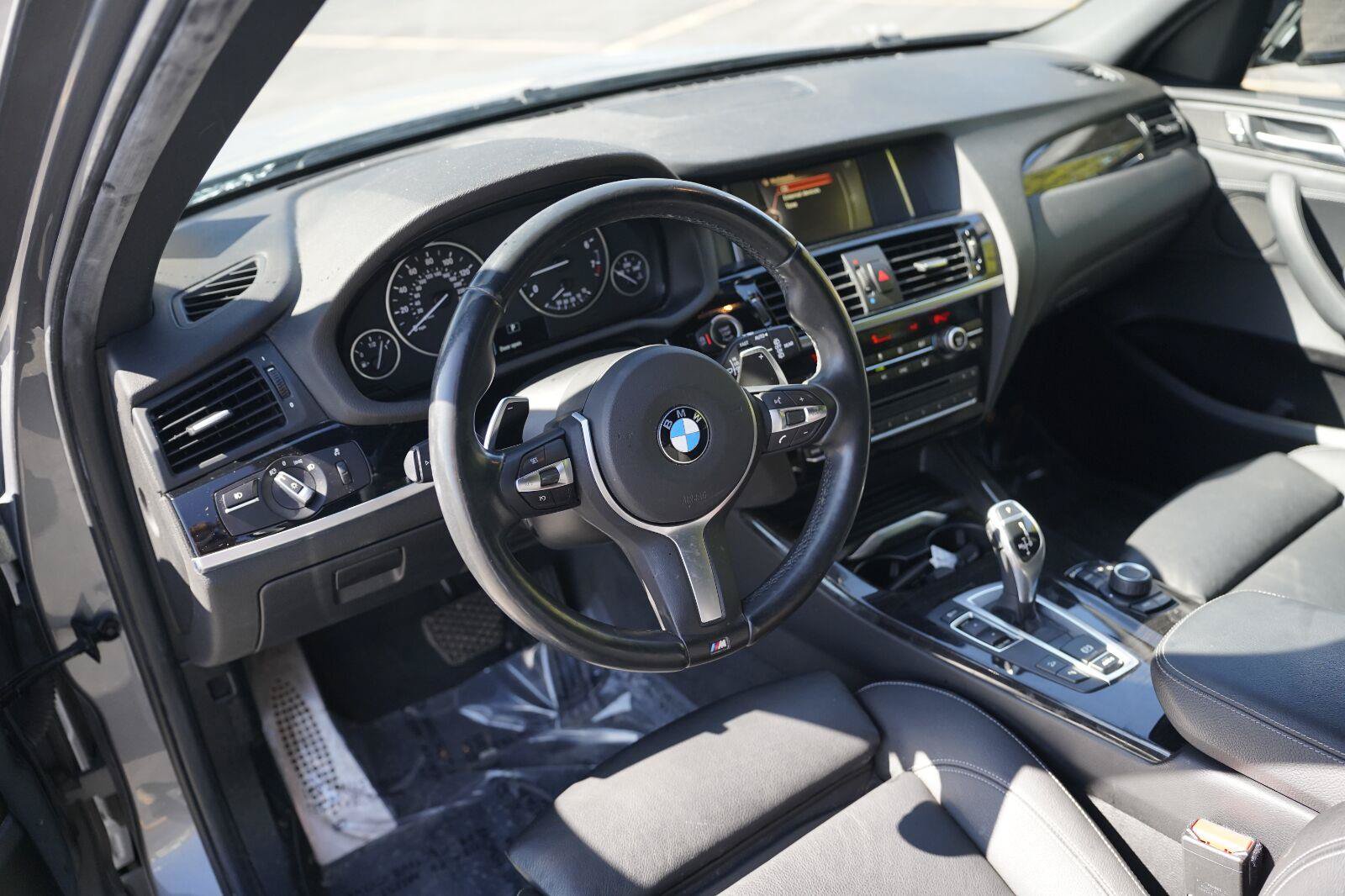 Used 2017 BMW X3 xDrive28i AWD/4WD image 9