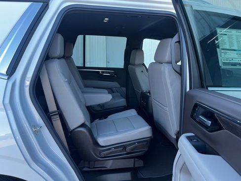 New 2026 Chevrolet Tahoe LT w/ Comfort Package AWD/4WD image 19