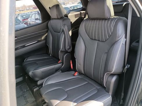 Used 2023 Hyundai Palisade Limited AWD/4WD image 29