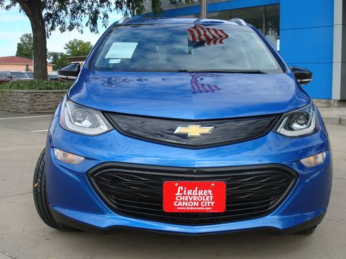 Used 2020 Chevrolet Bolt Premier w/ Infotainment Package image 2