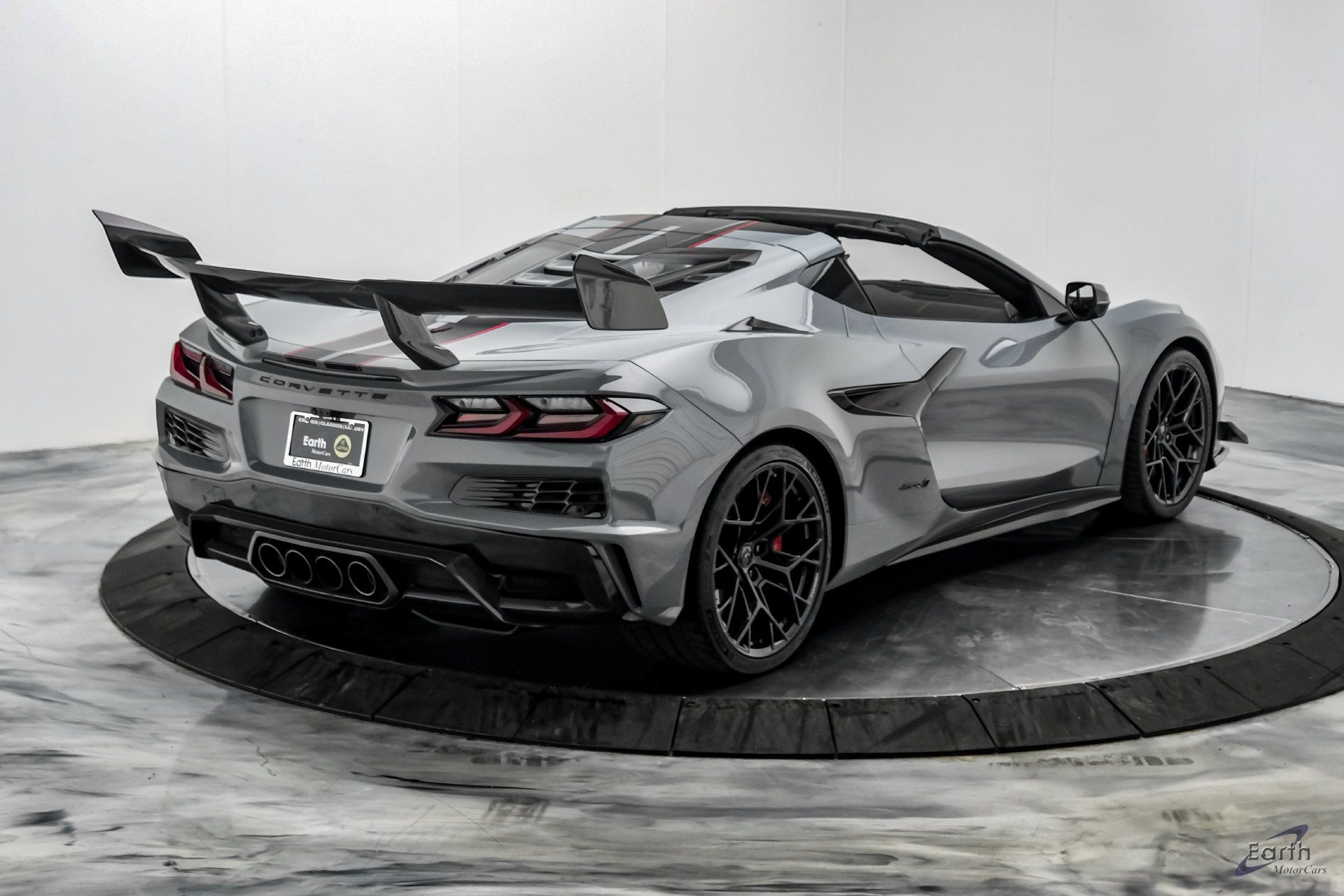 Used 2025 Chevrolet Corvette ZR1 w/ ZR1 Carbon Fiber Aero Package RWD image 23