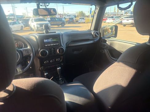 Used 2016 Jeep Wrangler Unlimited Sport w/ Quick Order Package 24S image 19