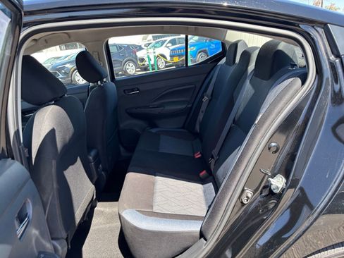 Used 2025 Nissan Versa SV FWD image 23