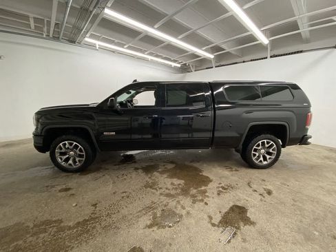 Used 2018 GMC Sierra 1500 SLT image 3