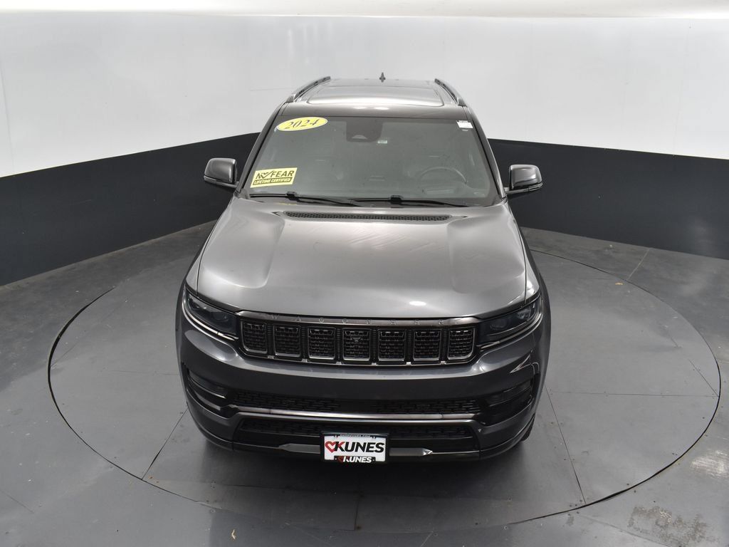 Used 2024 Jeep Grand Wagoneer L Series II w/ Quick Order Packagew 28T AWD/4WD image 38
