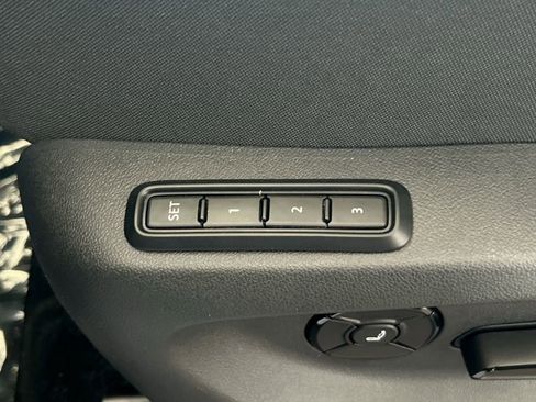 New 2026 Volkswagen Tiguan SEL R-Line AWD/4WD image 12