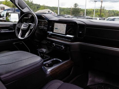 Used 2025 GMC Sierra 1500 Elevation w/ Preferred Package AWD/4WD image 33