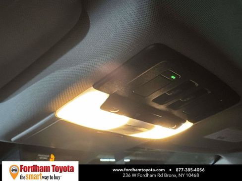 Used 2021 Nissan Rogue SV w/ Premium Package AWD/4WD image 32