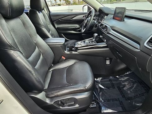 Used 2020 MAZDA CX-9 Touring w/ Touring Premium Package image 19