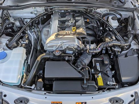Certified 2025 MAZDA MX-5 Miata Club image 17