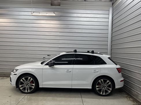 Used 2020 Audi SQ5 Premium Plus w/ Premium Plus Package image 6