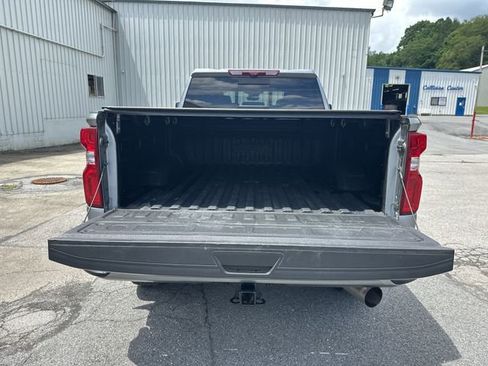 Used 2024 Chevrolet Silverado 3500 High Country w/ High Country Premium Package AWD/4WD image 23