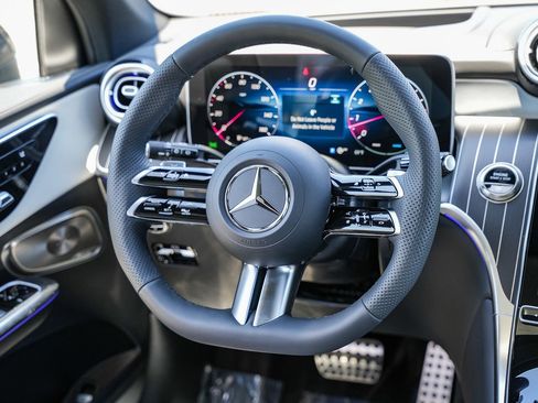 New 2026 Mercedes-Benz GLC 300 4MATIC image 15