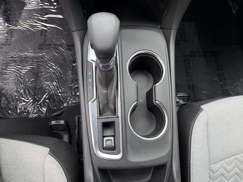 Used 2023 Chevrolet Equinox LS FWD image 22