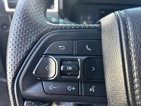Used 2024 Toyota Tacoma SR5 AWD/4WD image 19