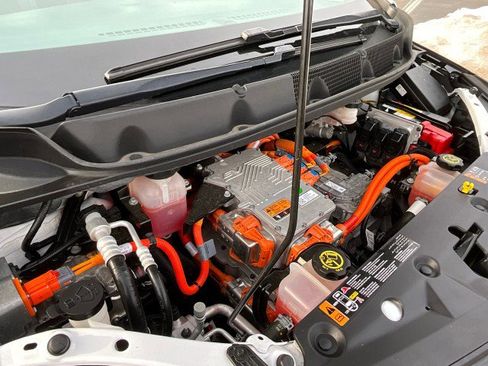 Used 2020 Chevrolet Bolt LT image 11