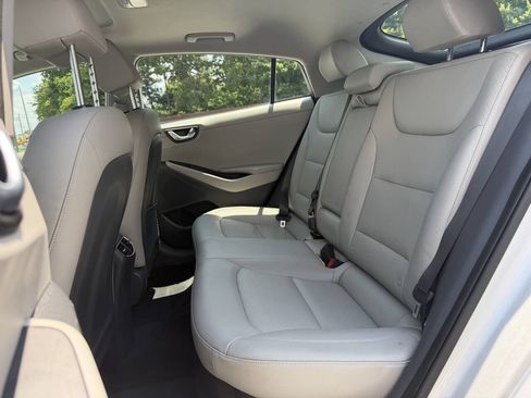 Used 2018 Hyundai Ioniq Limited w/ Limited Ultimate Package 03 FWD image 8