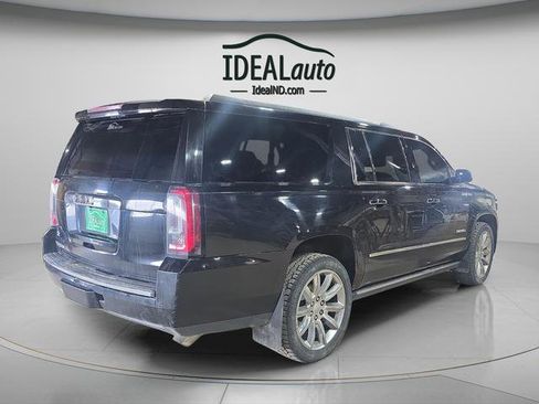 Used 2019 GMC Yukon XL Denali w/ Denali Ultimate Package AWD/4WD image 5