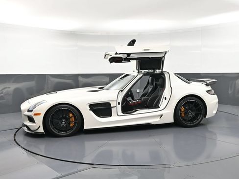 Used 2014 Mercedes-Benz SLS AMG Black Series image 41