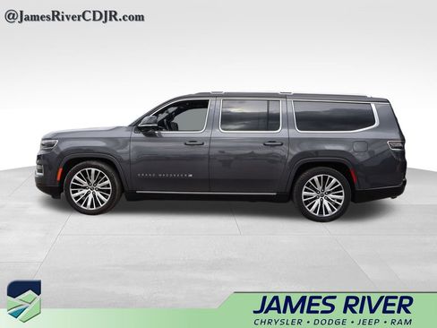 Used 2024 Jeep Grand Wagoneer L Series III AWD/4WD image 2
