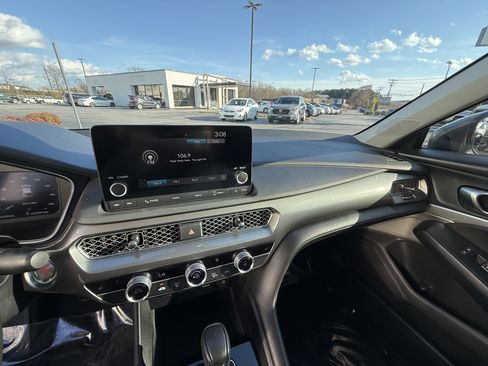 Used 2024 Acura Integra image 19