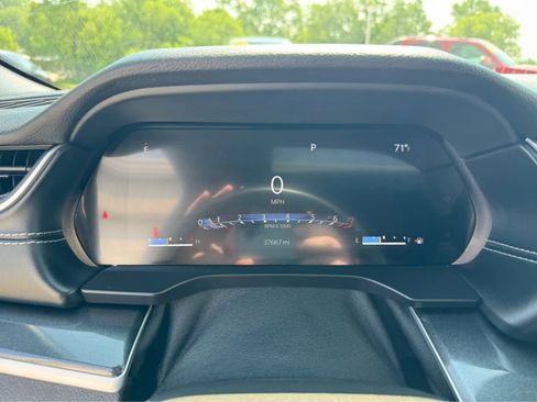 Used 2022 Jeep Grand Cherokee L Laredo image 22