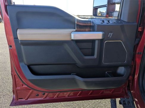 Used 2022 Ford F350 Lariat w/ Tremor Off-Road Package image 12