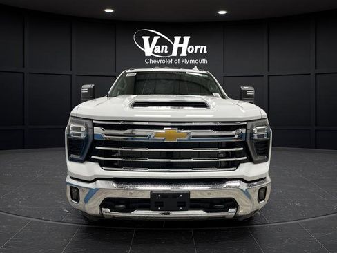 New 2026 Chevrolet Silverado 3500 LTZ w/ LTZ Plus Package AWD/4WD image 2