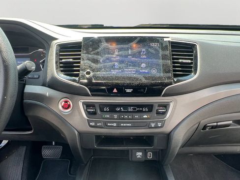 Used 2023 Honda Ridgeline Sport image 14