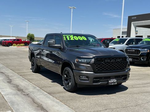 New 2026 RAM 1500 Big Horn AWD/4WD image 9