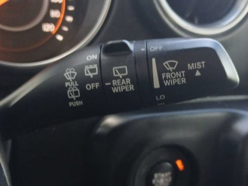 Used 2018 Jeep Wrangler Unlimited Sahara AWD/4WD image 7