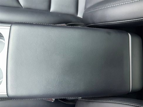 Used 2023 Tesla Model 3 Standard Range image 38