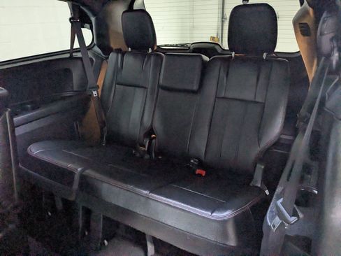 Used 2020 Dodge Grand Caravan GT FWD image 24