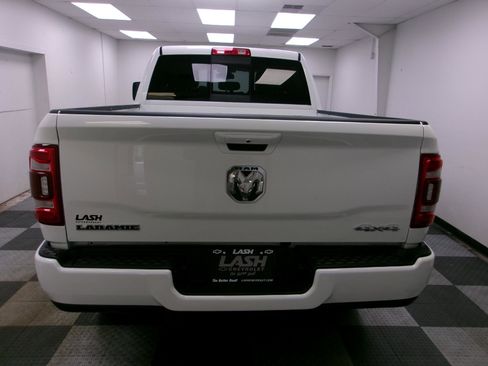 Used 2024 RAM 2500 Laramie AWD/4WD image 5