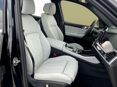 Used 2026 BMW X5 sDrive40i w/ Climate Comfort Package RWD image 8