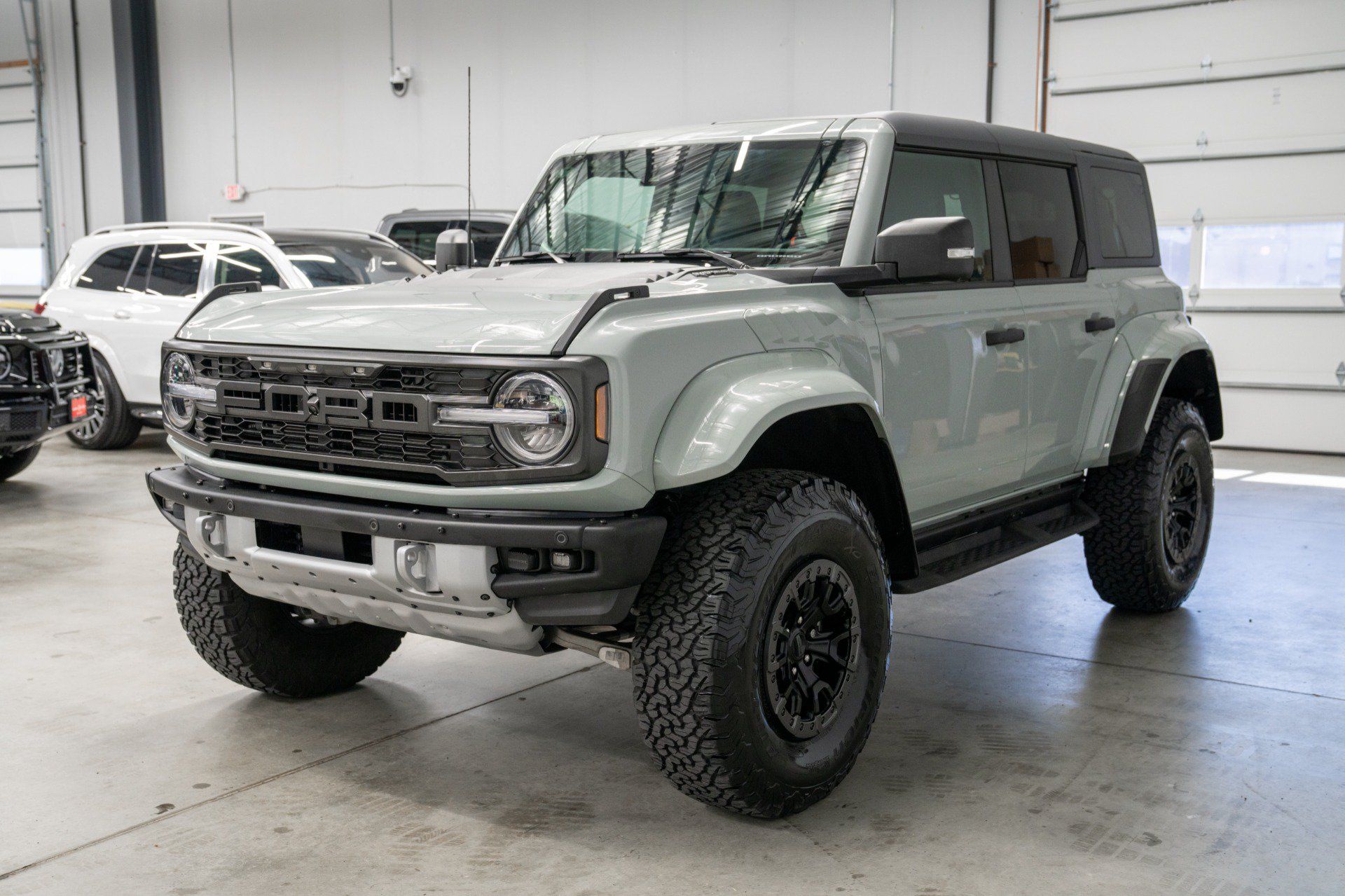 Used 2024 Ford Bronco Raptor w/ Interior Carbon Fiber Pack 6 AWD/4WD image 5