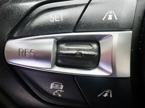 Used 2016 BMW 550i xDrive Sedan AWD/4WD image 31