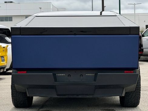Used 2024 Tesla Cybertruck AWD Crew Cab image 6