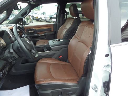 Used 2019 RAM 3500 Limited AWD/4WD image 7