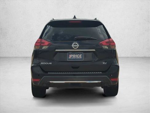 Used 2018 Nissan Rogue SV FWD image 7